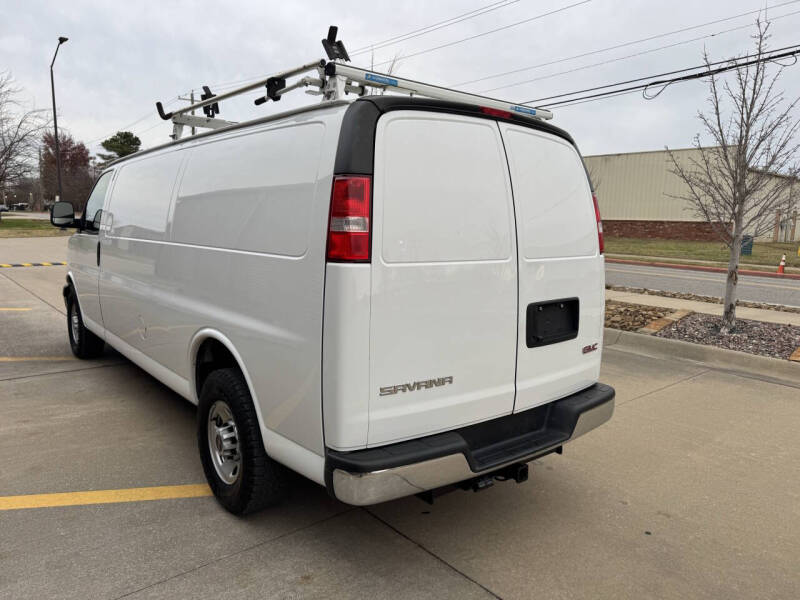 2023 GMC Savana 2500