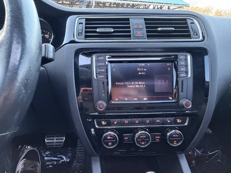 2016 Volkswagen Jetta 2.0T GLI SEL