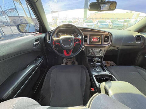 2015 Dodge Charger SE