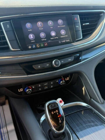 2021 Buick Enclave Essence