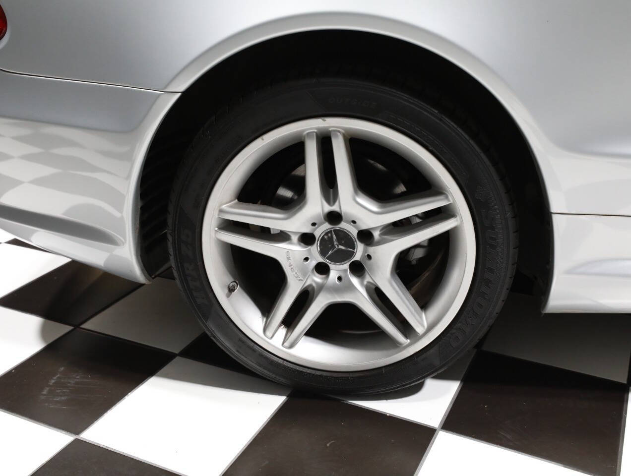 2007 Mercedes-Benz SL-Class 28