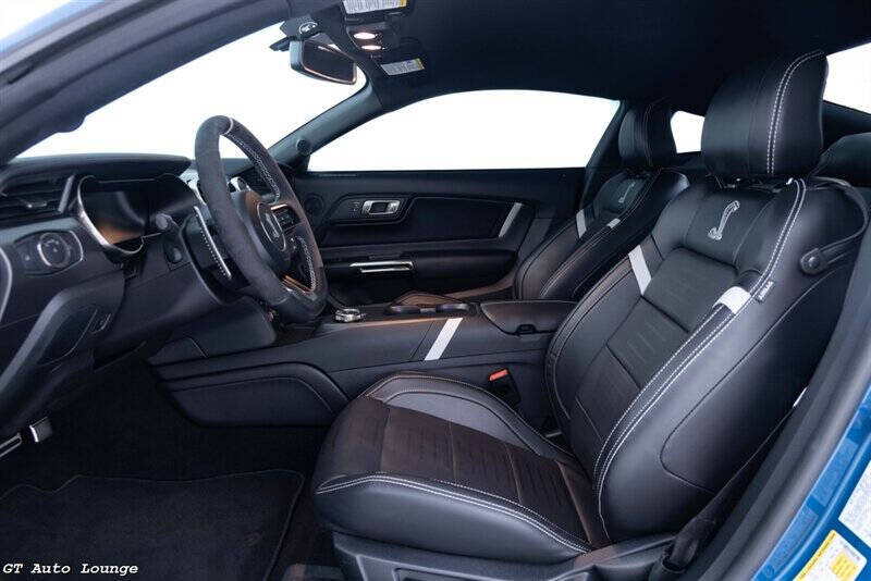 2020 Ford Mustang 38