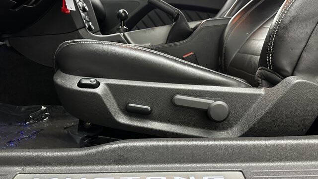 2014 Ford Mustang V6 Premium