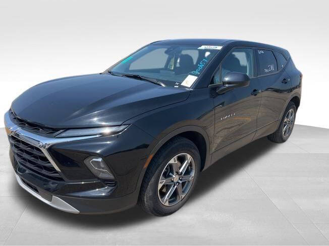 Used 2023 Chevrolet Blazer 2LT with VIN 3GNKBHR4XPS223566 for sale in Maysville, KY