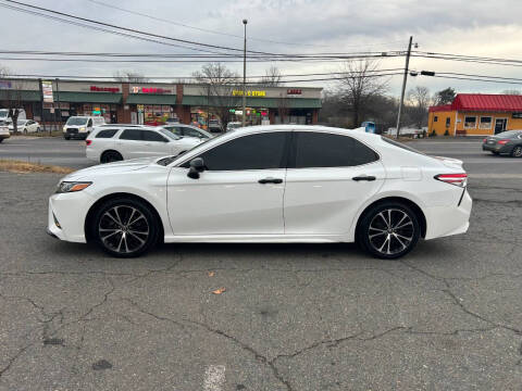 2020 Toyota Camry SE