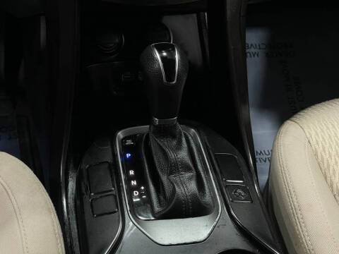 2017 Hyundai Santa Fe SE