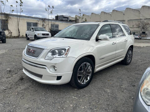2011 GMC Acadia Denali