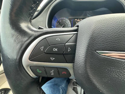 2016 Chrysler 200 Limited Platinum