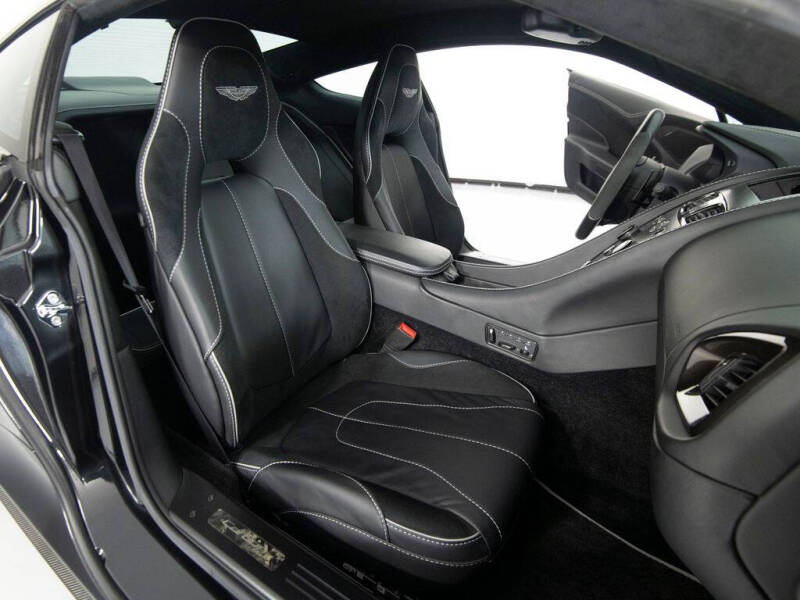 2015 Aston Martin Vanquish