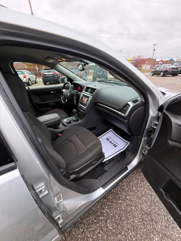 2015 GMC Acadia SLE-2