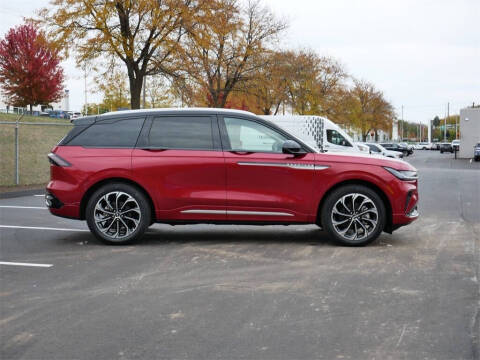 2024 Lincoln Nautilus Reserve