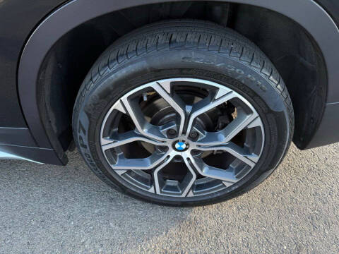 2022 BMW X1 sDrive28i