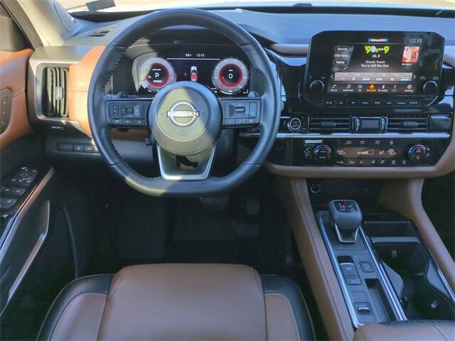 2024 Nissan Pathfinder Platinum