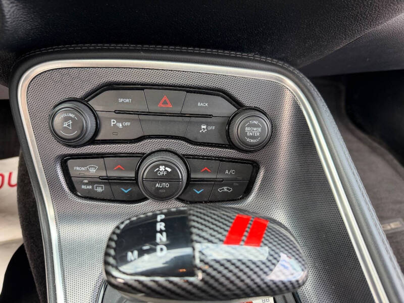 2015 Dodge Challenger R/T Plus