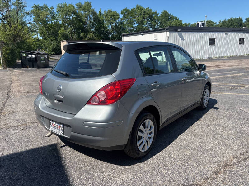 2009 Nissan Versa 1.8 S
