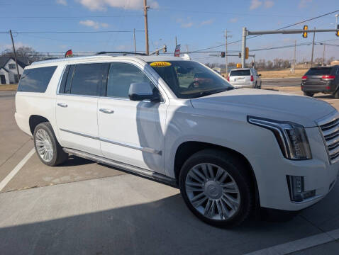 2016 Cadillac Escalade ESV Platinum