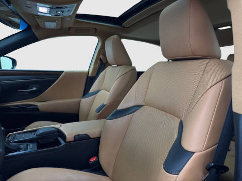 2022 Lexus ES 350