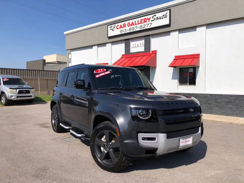 2023 Land Rover Defender 110 SE