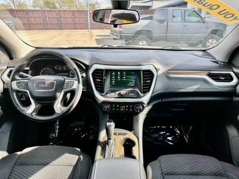 2017 GMC Acadia SLE-1