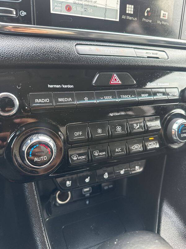 2022 Kia Sportage EX