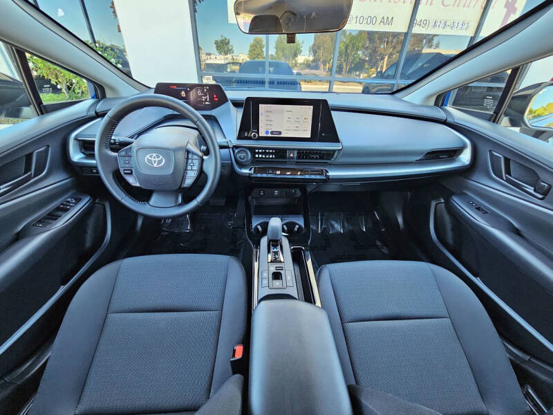 2023 Toyota Prius LE