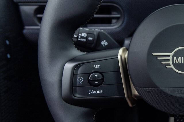 2025 MINI Hardtop 4 Door Cooper S Signature Trim