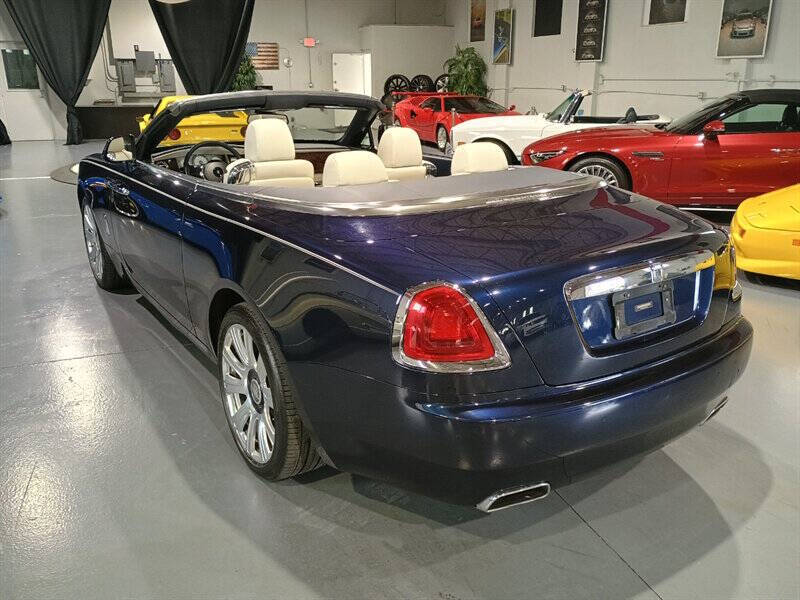 2016 Rolls-Royce Dawn 10