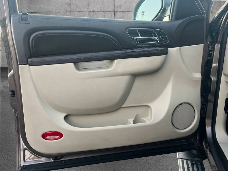 2014 Cadillac Escalade Platinum