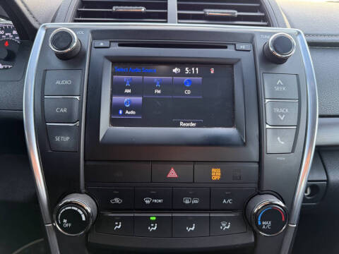 2016 Toyota Camry LE