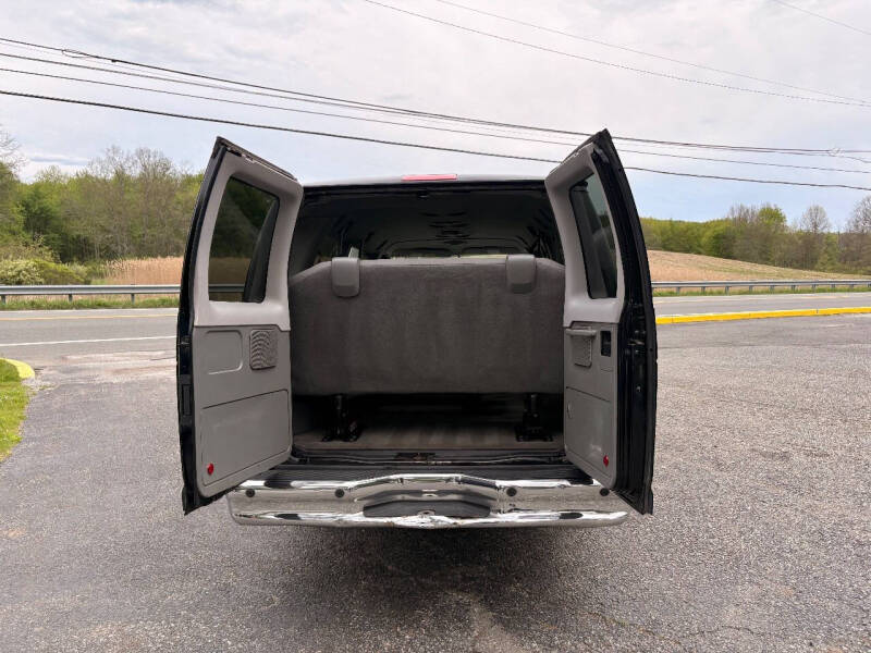 2014 Ford E-Series E-350 SD XLT