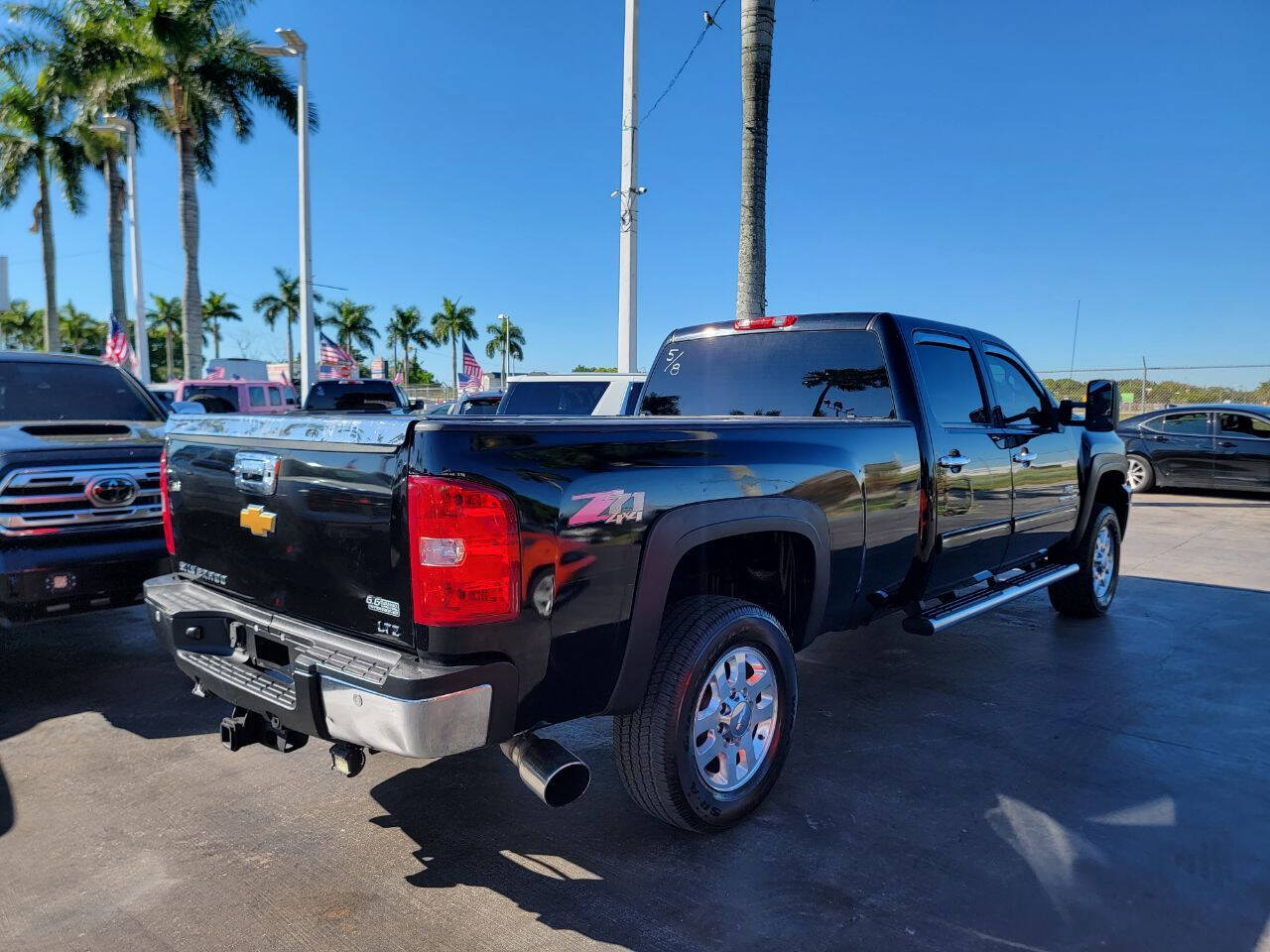 2014 CHEVROLET Silverado Pickup - $24,900