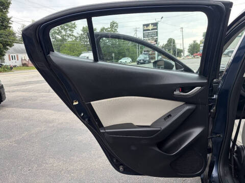 2016 Mazda MAZDA3 i Sport