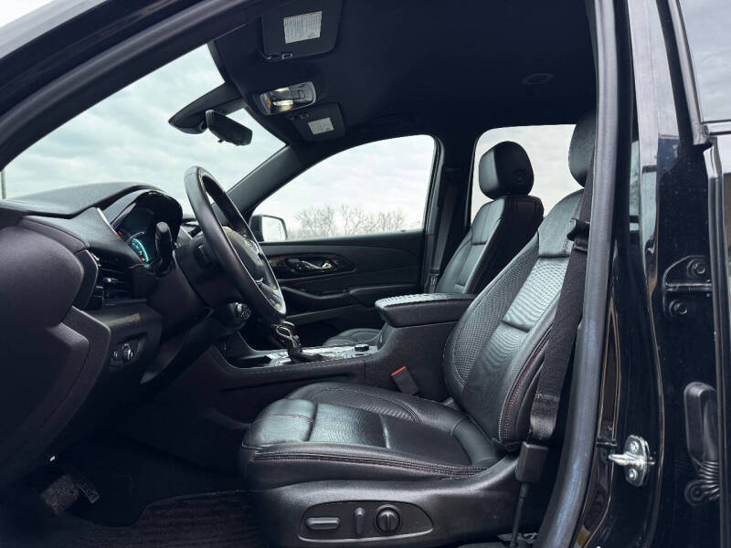 2022 Chevrolet Traverse RS