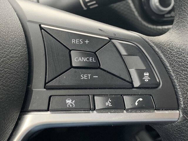 2022 Nissan Kicks SV