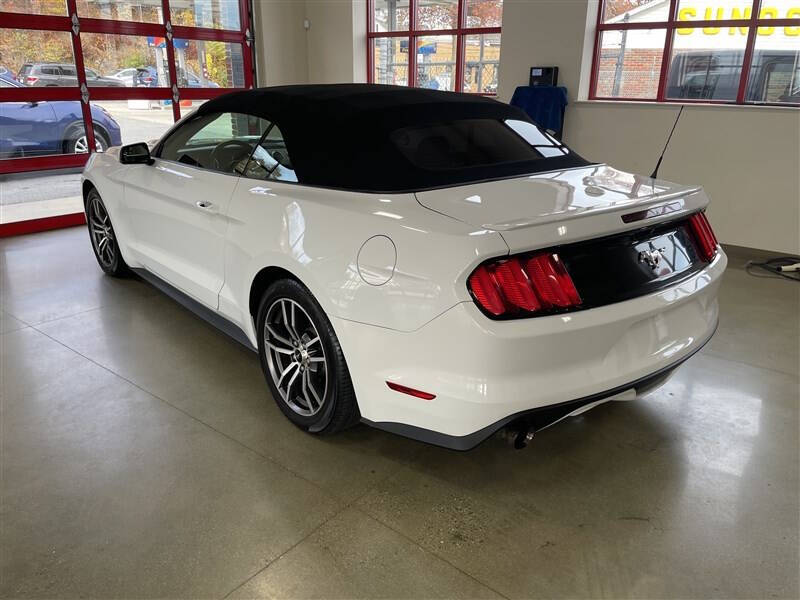 2017 Ford Mustang EcoBoost Premium