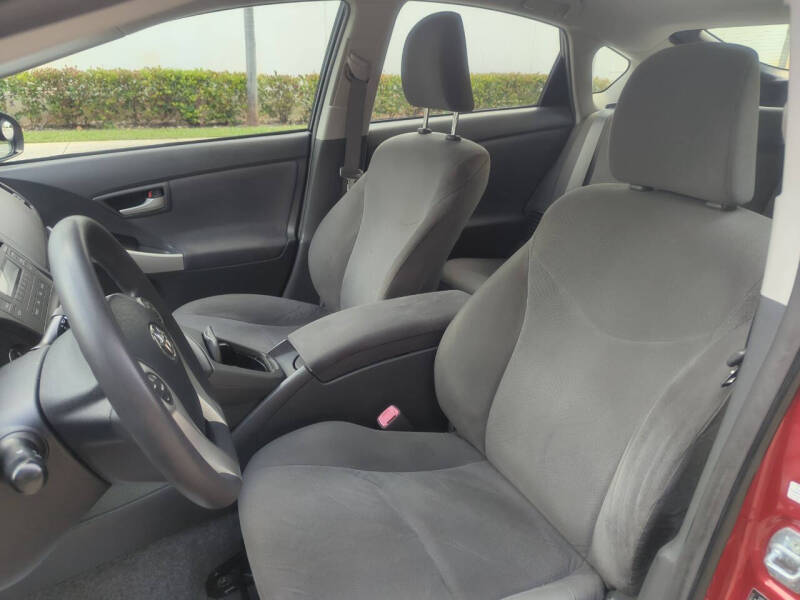 2011 Toyota Prius Two