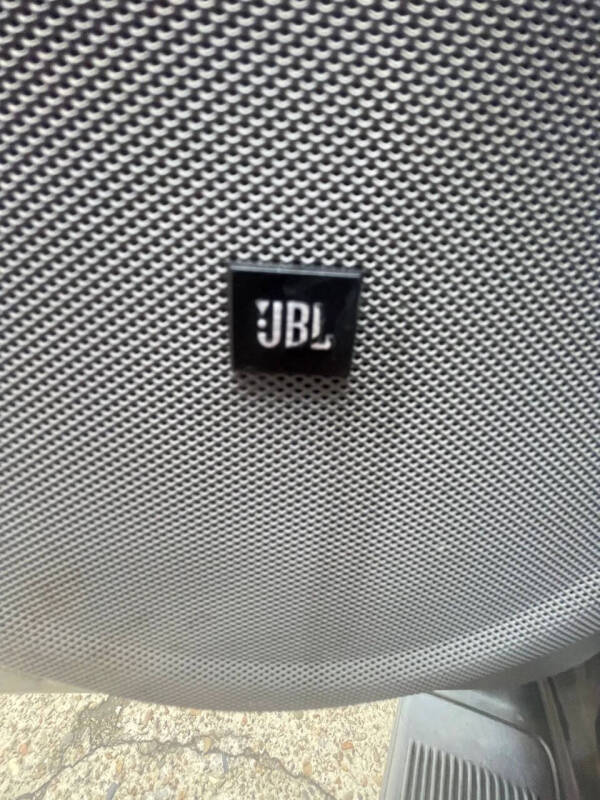 2005 Toyota Sequoia SR5