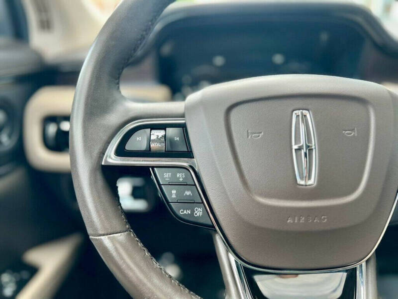 2022 Lincoln Nautilus Reserve