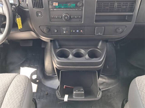 2025 Chevrolet Express 2500