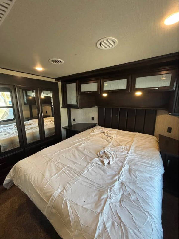 2017 Grand Design RV Momentum