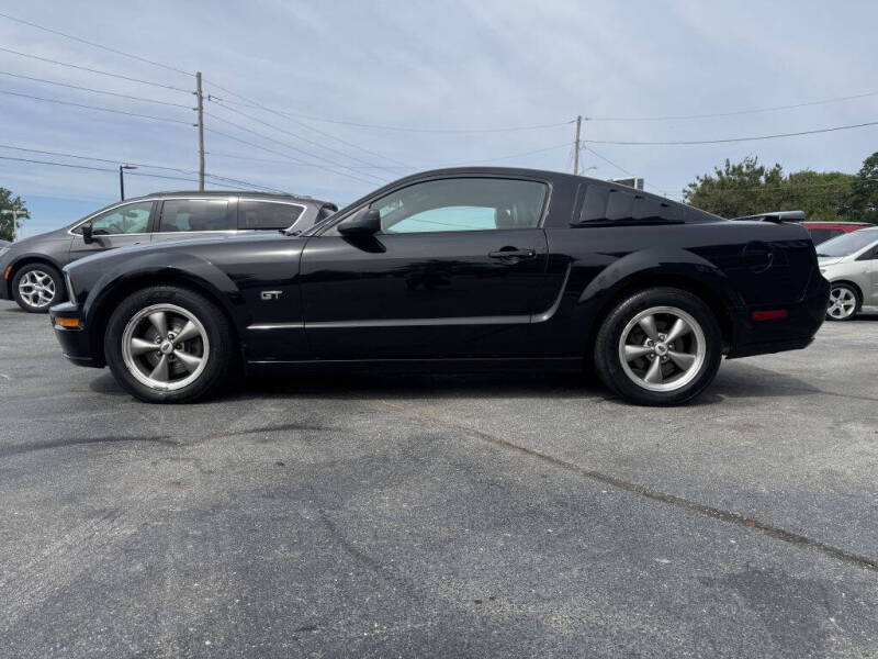 2006 Ford Mustang GT Deluxe