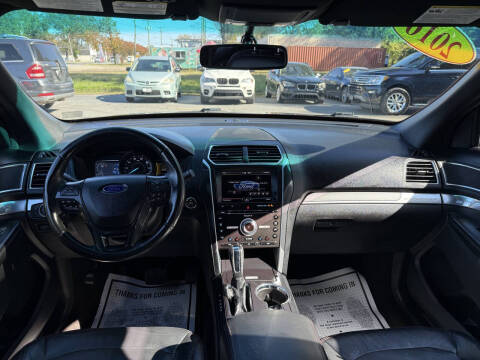 2016 Ford Explorer Sport