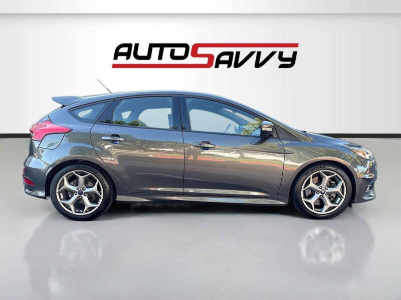 2017 Ford Focus ST