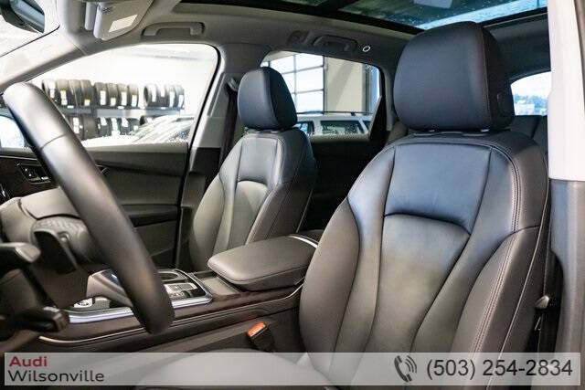 2023 Audi Q7 quattro Premium Plus 55 TFSI