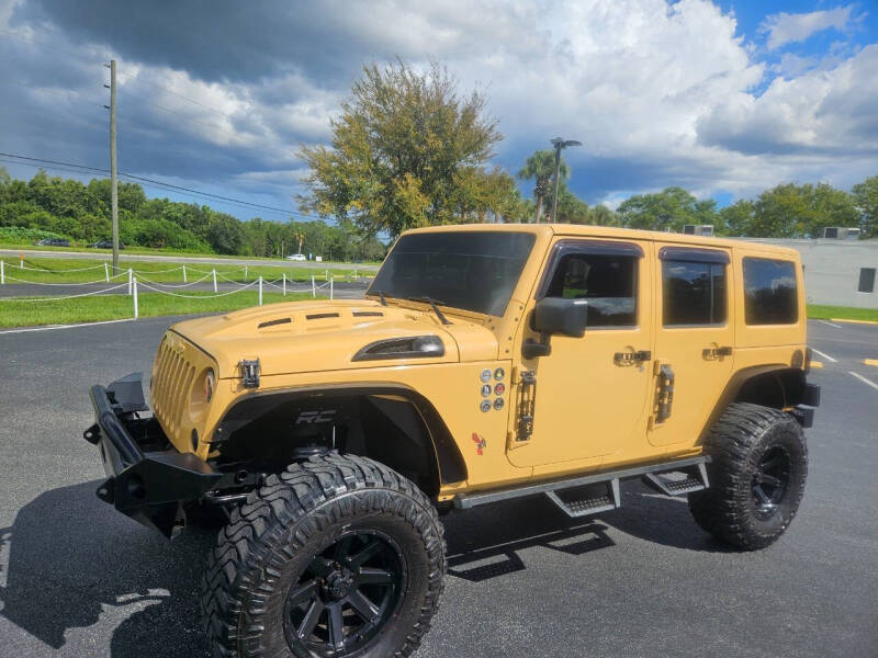 2014 Jeep Wrangler Unlimited Rubicon photo 8