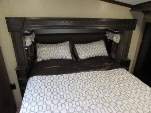 2016 Forest River SHASTA PHO