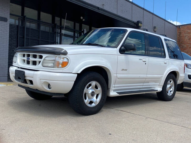 2000 Ford Explorer for sale at CarsUDrive in Dallas TX