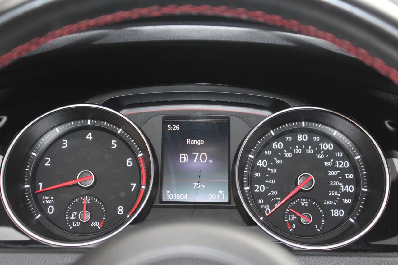 VolkswagenGolf GTI30