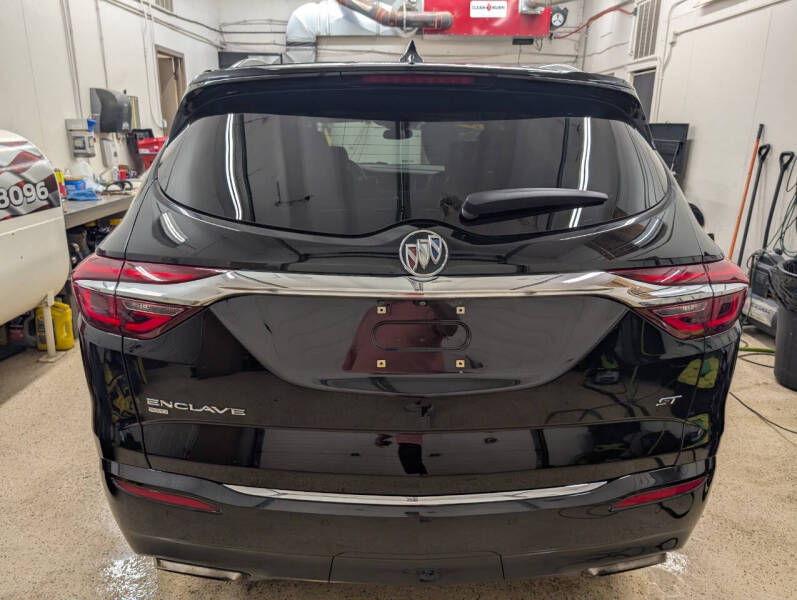 2020 Buick Enclave Essence