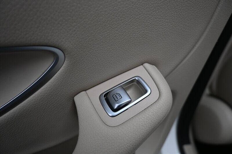 2018 Mercedes-Benz GLC GLC 300 4MATIC